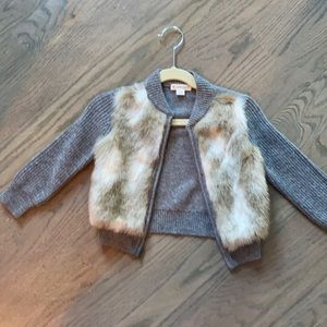 Zip up Gray Sweater with Fur